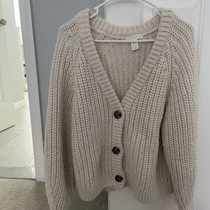 H&M Cream Cardigan Size Medium